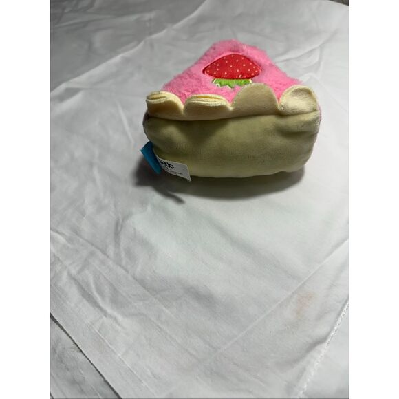 BarkBox Straw Betty Cheesecake Sweetie Pie’s Barkery 2/2025 - Picture 5 of 10